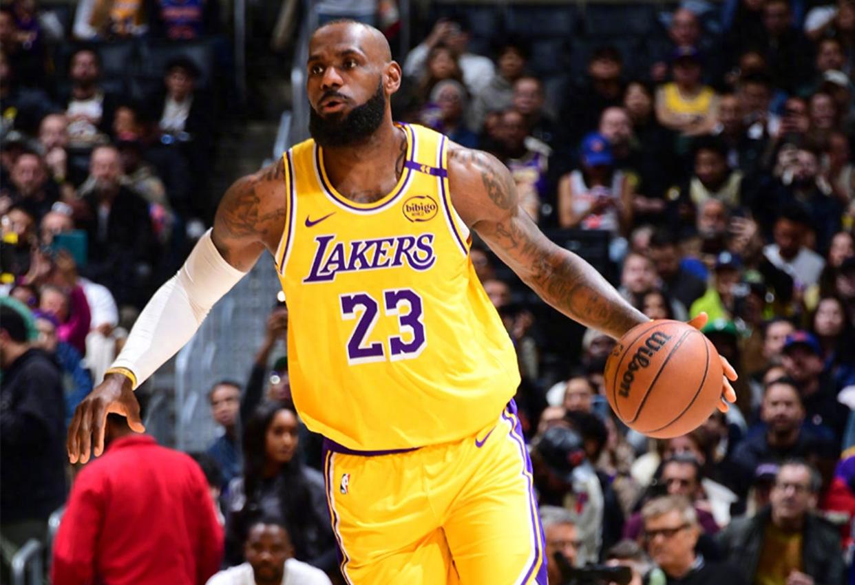  詹姆斯关键节点大胜，澳大利亚队带队取胜！