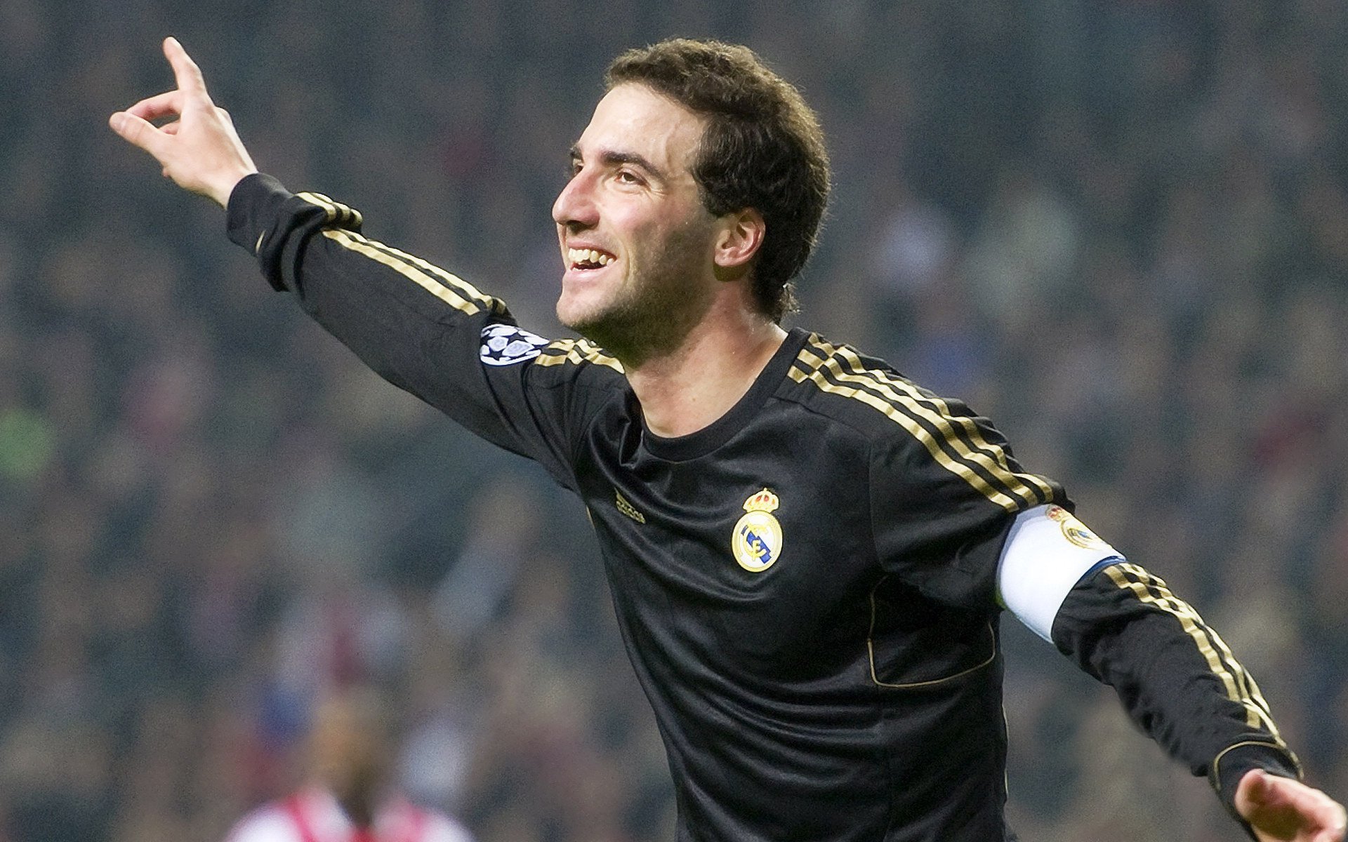 网球最新战报！俄罗斯队迎战美国队，连胜纪录继续刷新，球队势不可挡